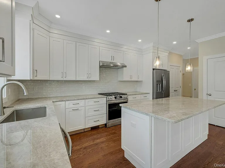 44 Rogers St #A — Photo 7