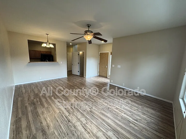 7332 Sandy Springs Point — Photo 3