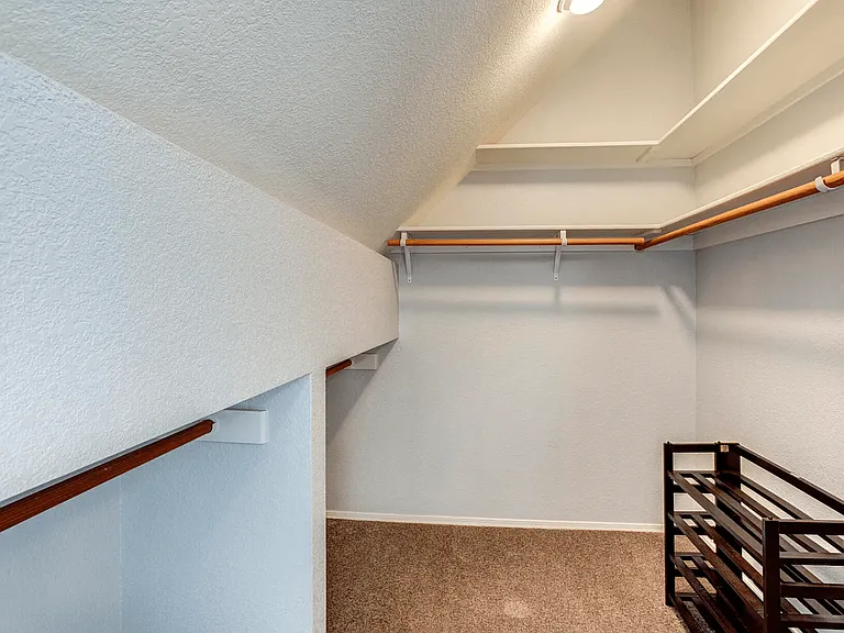 803 W Saint Moritz Dr — Photo 17