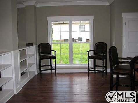 5th image of 329 Turnberry Cir