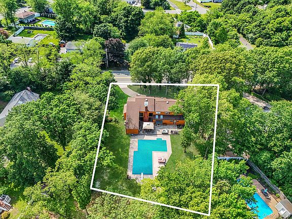 4th image of 318 Sheep Pasture Road