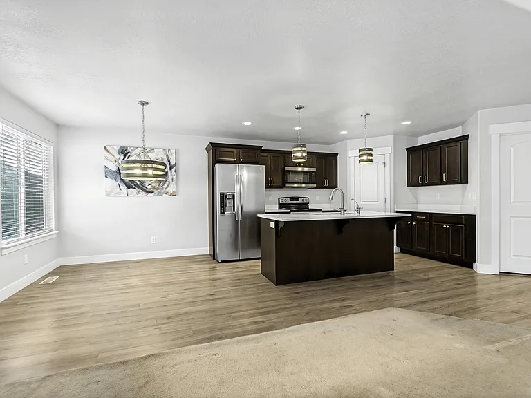 4864 W Spire Way — Photo 3