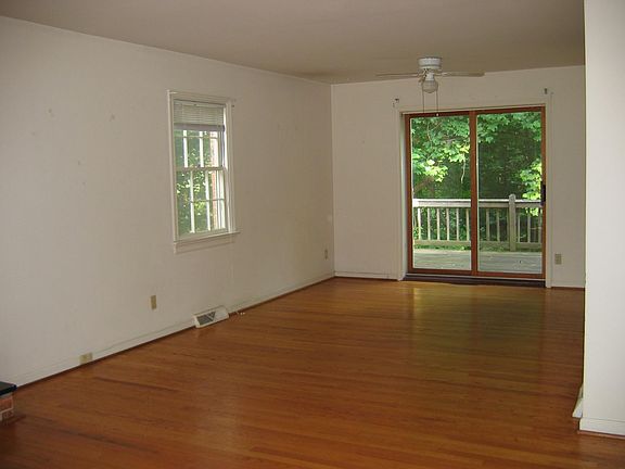Dining Room unfurnished