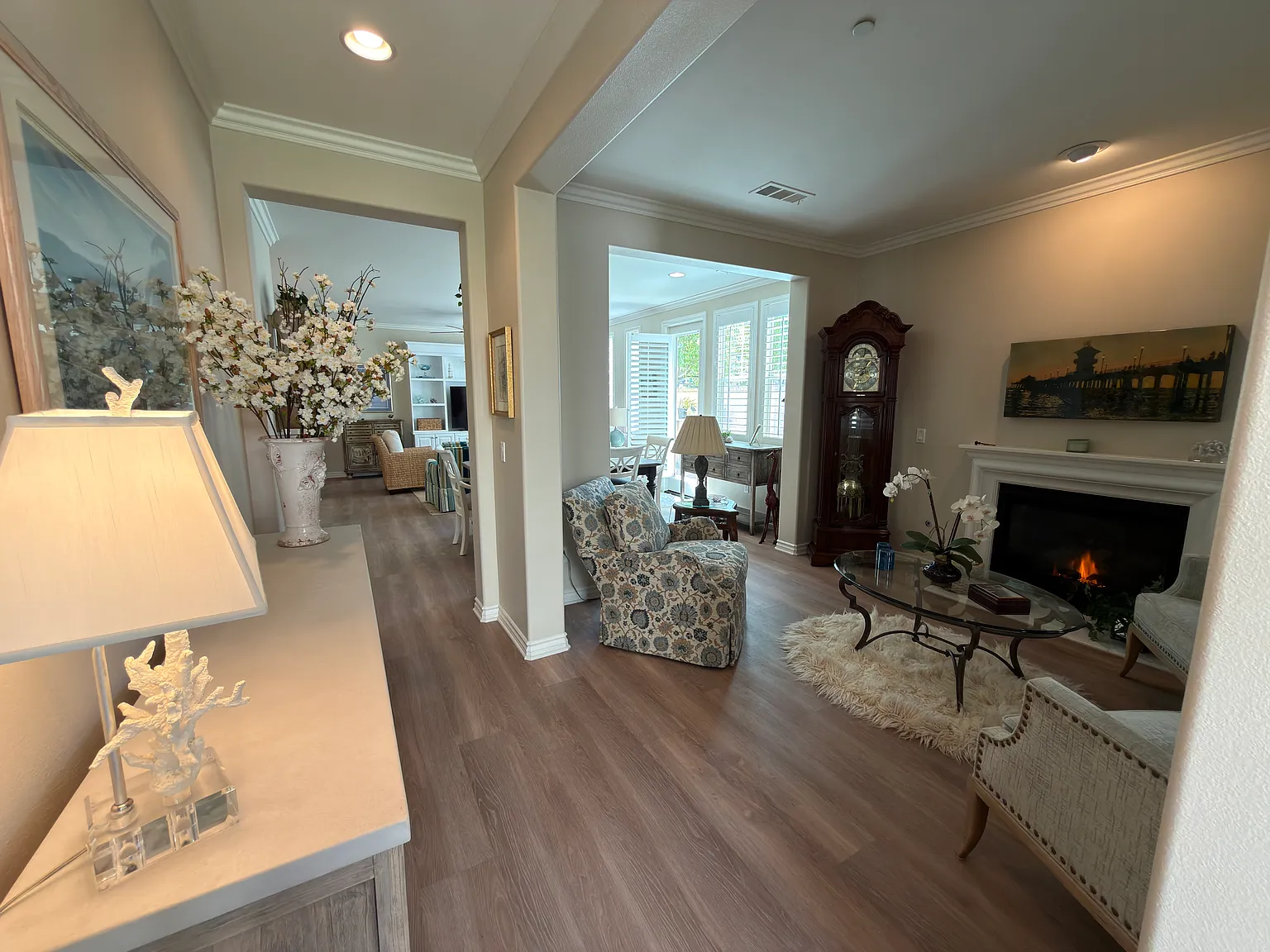 3 bed, 3.5 bath, 2064 sqft, $6,500 — Photo 2