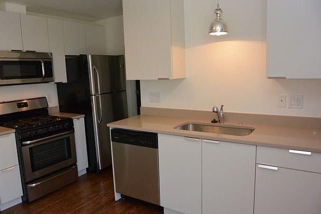 2nd image of 1716 N Julian St