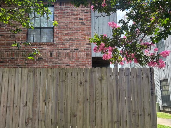 13764 Kenner Ave APT B