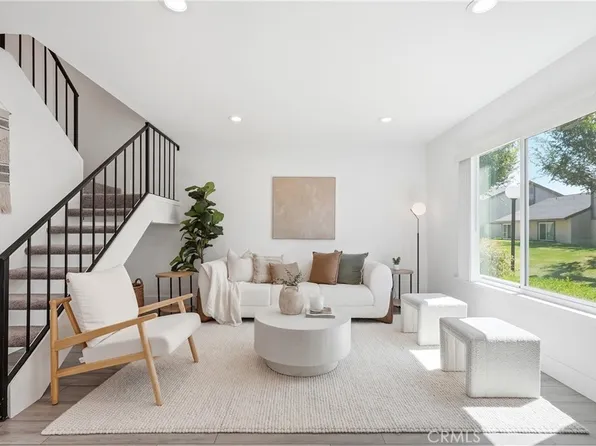 531 W Alton Ave APT B, Santa Ana, CA 92707