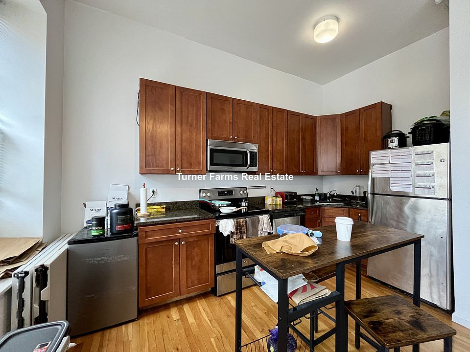 1st image of 168 Northampton St APT 3F