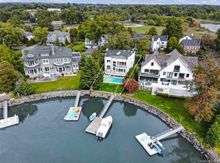 14 Old Colony Dr, Larchmont, NY 10538