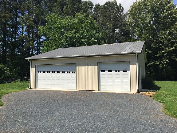 36 X 36 ft Pole Barn 