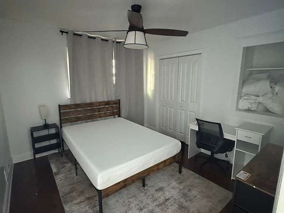 3rd image of 2380 Miriam Ln