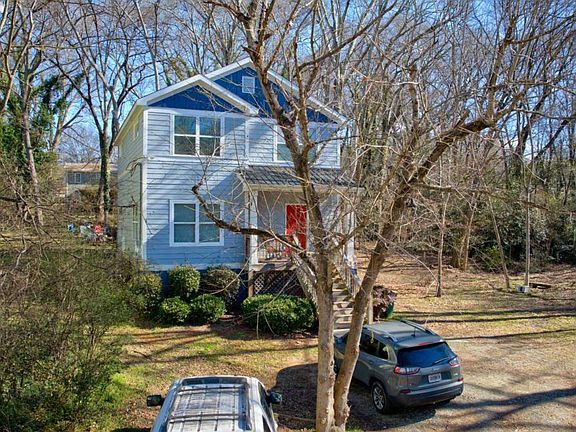 3rd image of 261 Arch St