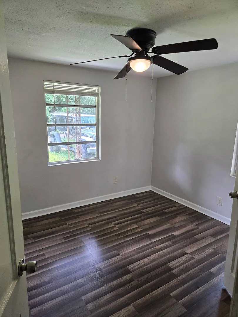 24 West 76th Street, Savannah, GA 31405 — Photo 3