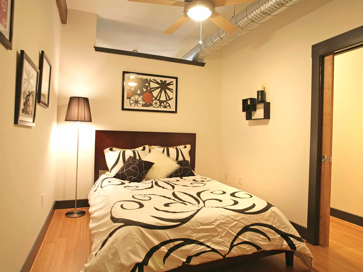 Cobblestone Commons — Photo 3