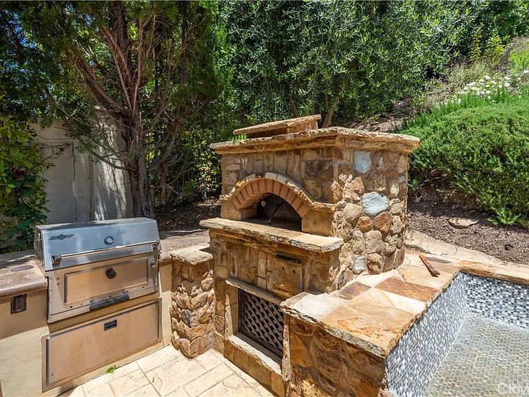 25561 Prado De Las Bellotas — Photo 36