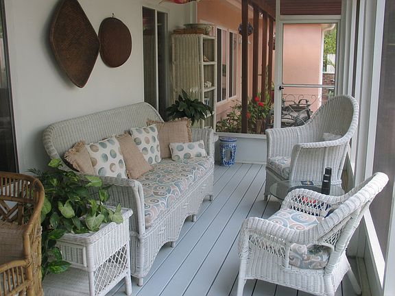 screened porch