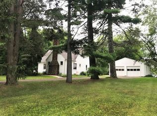 51 Chestnut Ridge Rd, Rochester, NY 14624