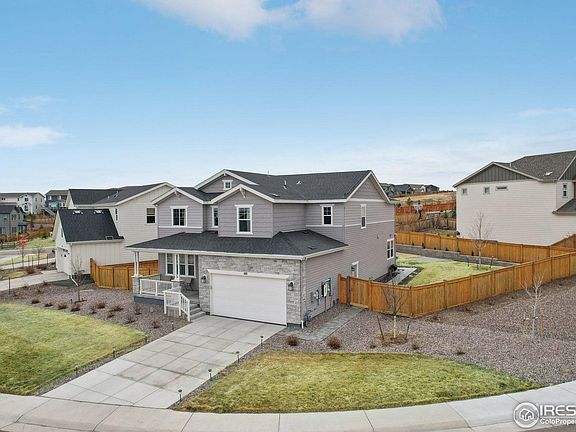 2nd image of 100 Stinson Pl
