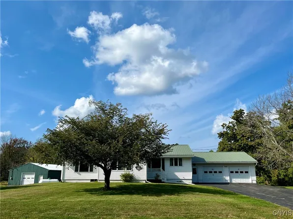 5082 State Route 104, Oswego, NY 13126