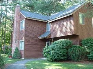 3 Tamarack Ln, Simsbury, CT 06070