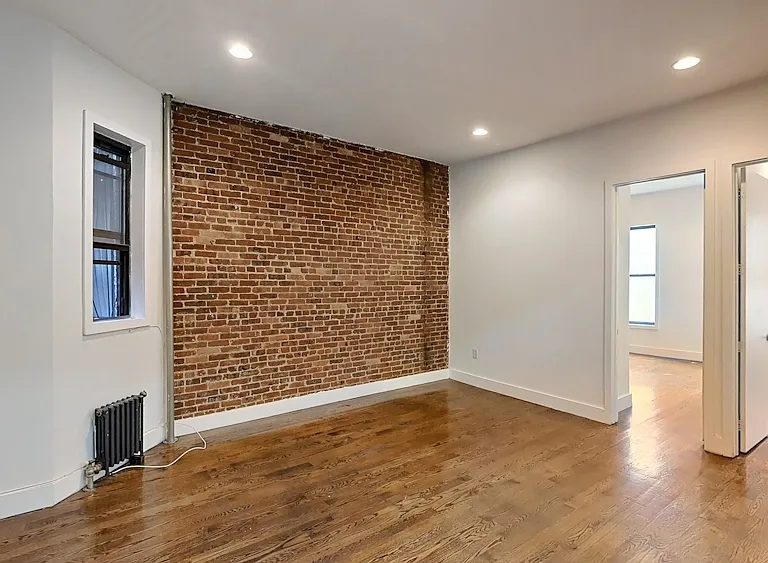 1047 Bedford Ave #3B — Photo 2