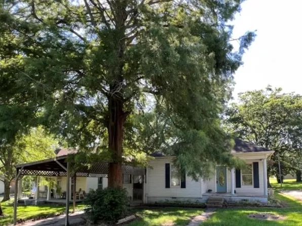 507 Madison St, Scott City, MO 63780