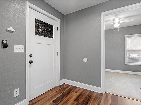 4th image of 3001 N 36th St