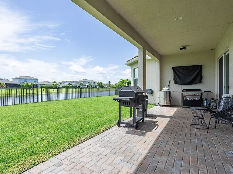 5850 Whippoorwill Cir — Photo 38