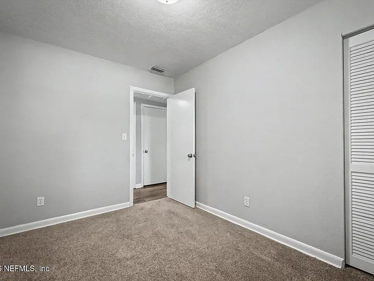 7010 Arques Rd — Photo 26