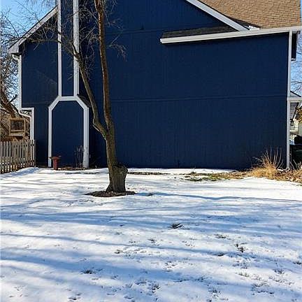 3rd image of 1101 Wallis Ln