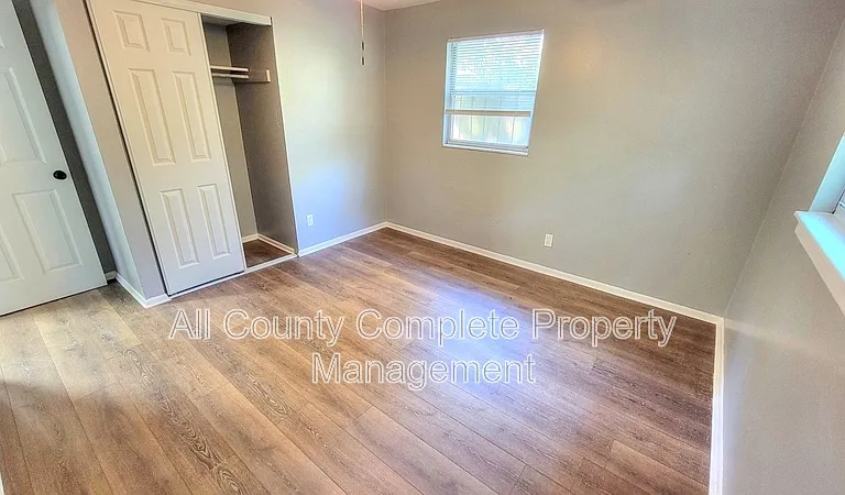 3319 Hunt St — Photo 13