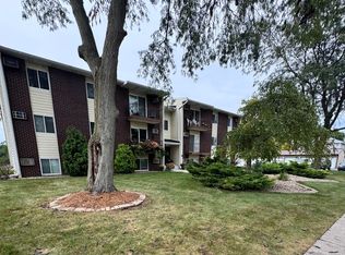 121 N West St #25, Crown Pt, IN 46307