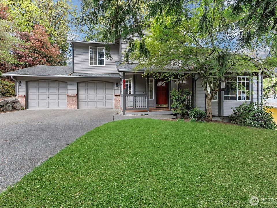 1st image of 800 19th Avenue SE