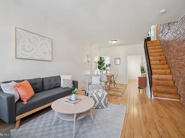 2647 Tulip St, Philadelphia, PA 19125