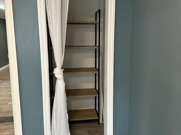 7355 Meadowlawn Dr N — Photo 12