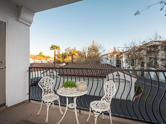 5th image of 35550 Monterra Ter APT 203