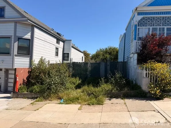 1528 Newcomb Ave, San Francisco, CA 94124