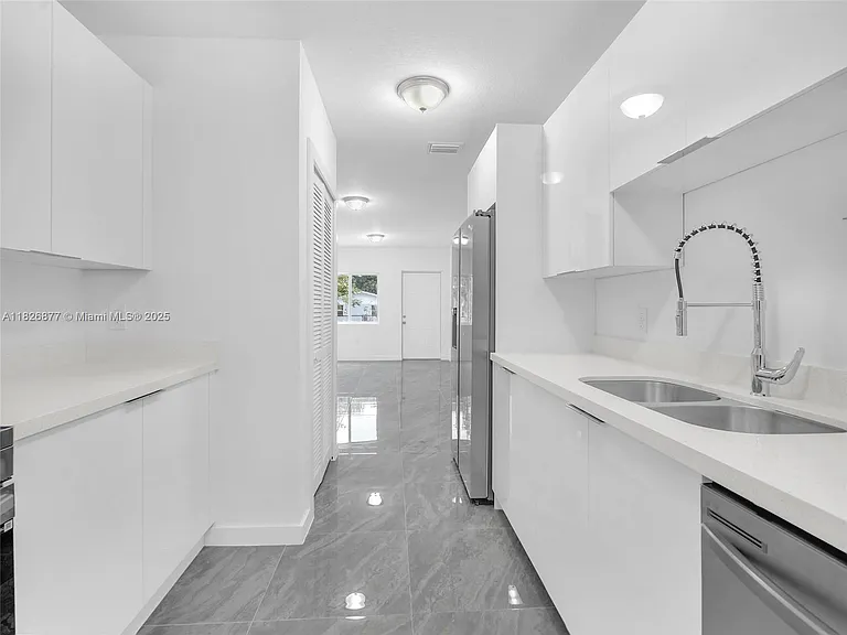 2448 NW 42nd St #A — Photo 14