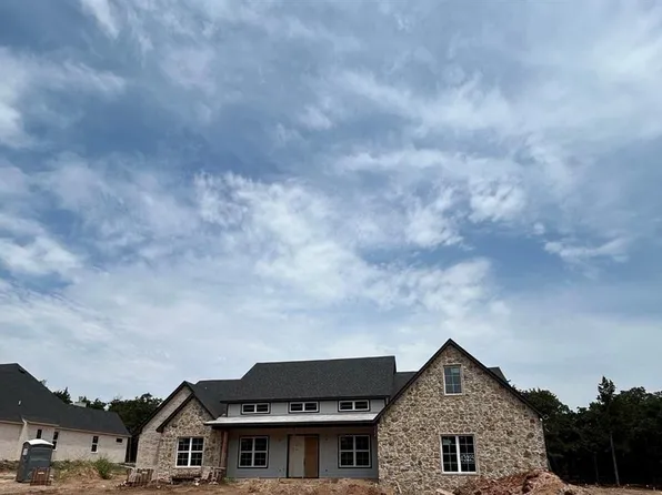 13225 Lost Creek Dr, Edmond, OK 73013