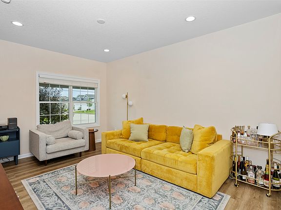 5th image of 1203 S 91st St
