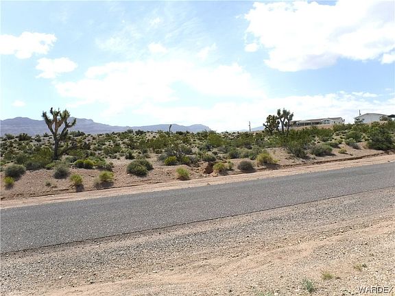 4th image of 775 E Bright Angel Drive