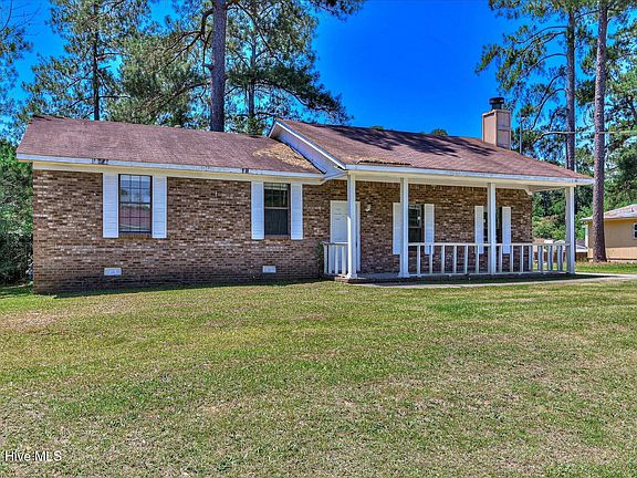 3rd image of 2818 Butler Manor Drive