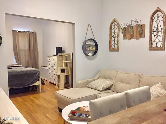 Rented by Citi Habitats | media 15