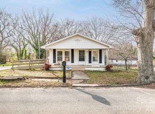 618 Live Oak St, Shelby, NC 28150