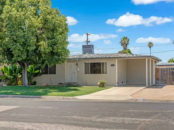 902 Music Ave, Clovis, CA 93612