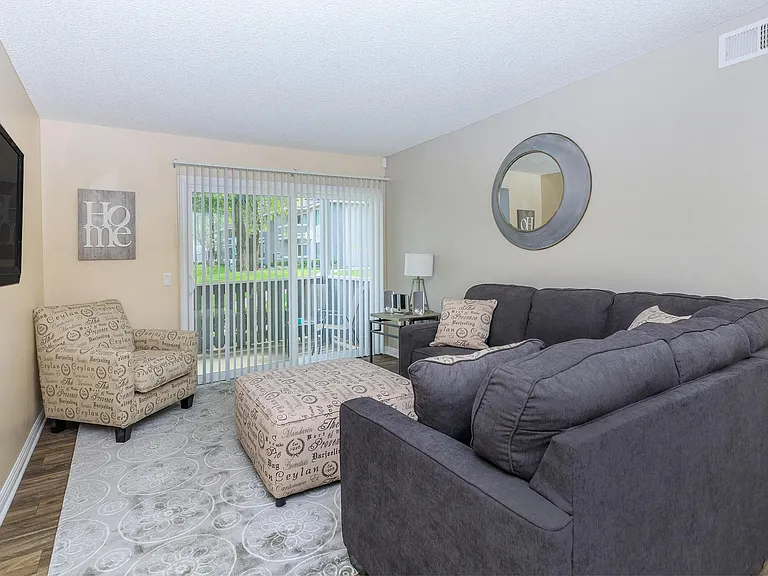 The Terrace Apartments — Photo 18