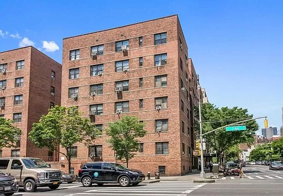 2nd image of 350 E 30th St APT 5L