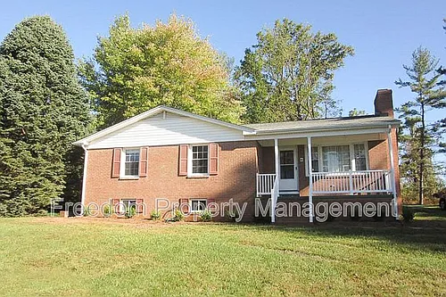 7128 Airlie Rd Photo 1