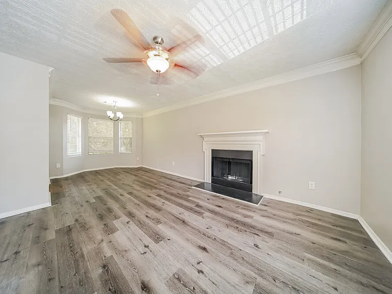 4919 Windsor Downs Dr — Photo 6