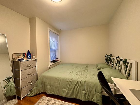 5th image of 48 Irving St APT B